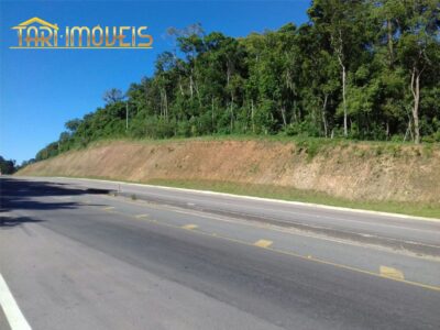 Área rural em frente a BR 116
